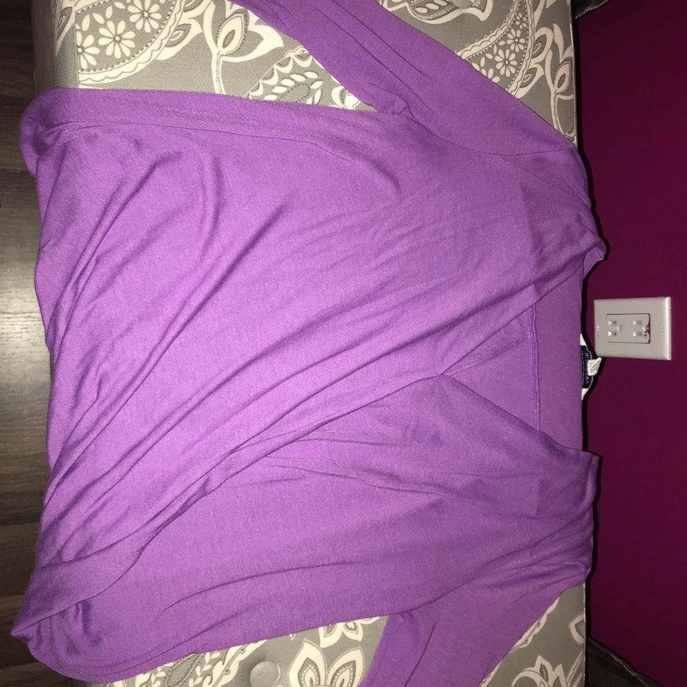 AMERICAN EAGLE SHIRT 👚